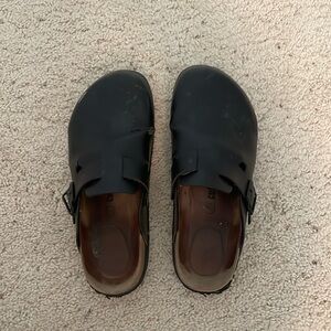 Practice shoes for painting